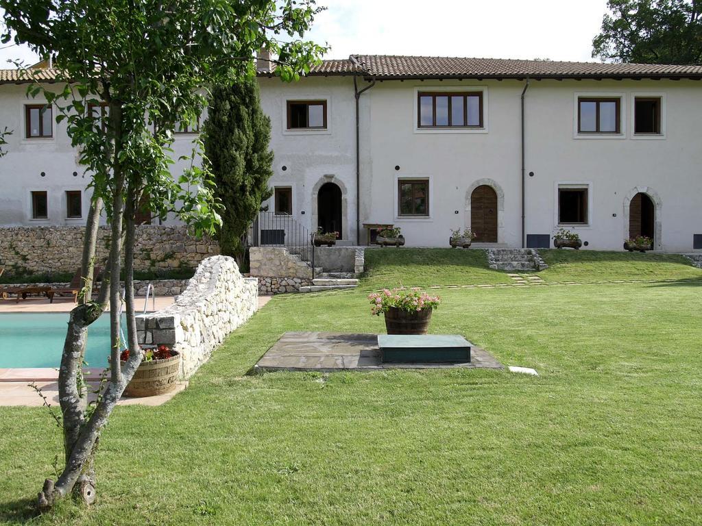 SantʼAnatolia Appartamenti Il Capomandro المظهر الخارجي الصورة