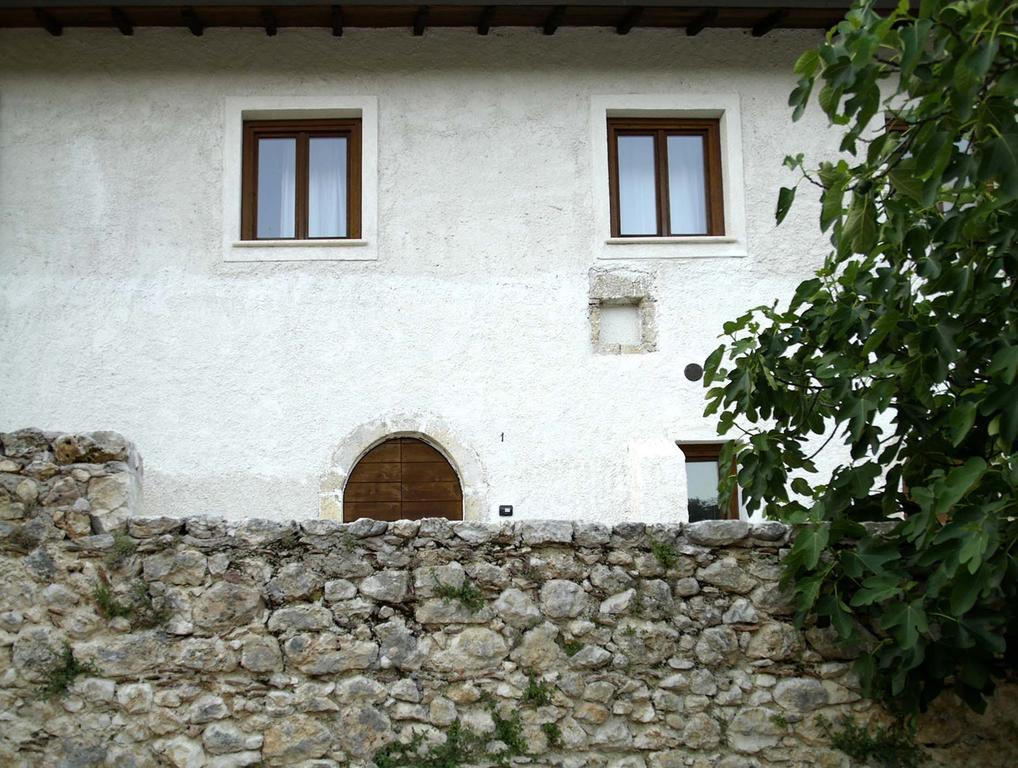 SantʼAnatolia Appartamenti Il Capomandro المظهر الخارجي الصورة